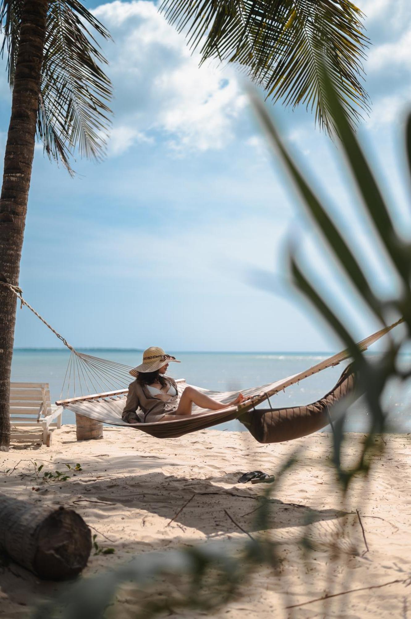 Mwazaro Beach Lodge Шимони Экстерьер фото