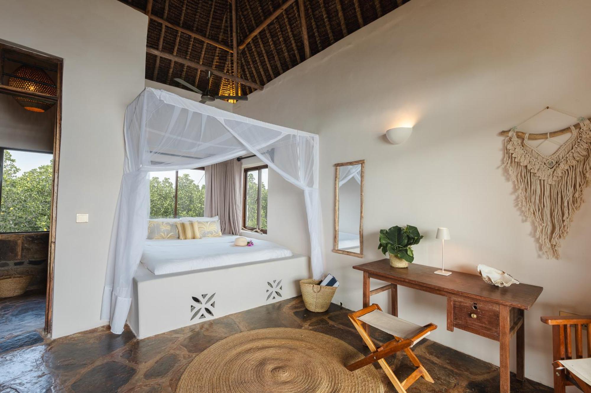 Mwazaro Beach Lodge Шимони Номер фото