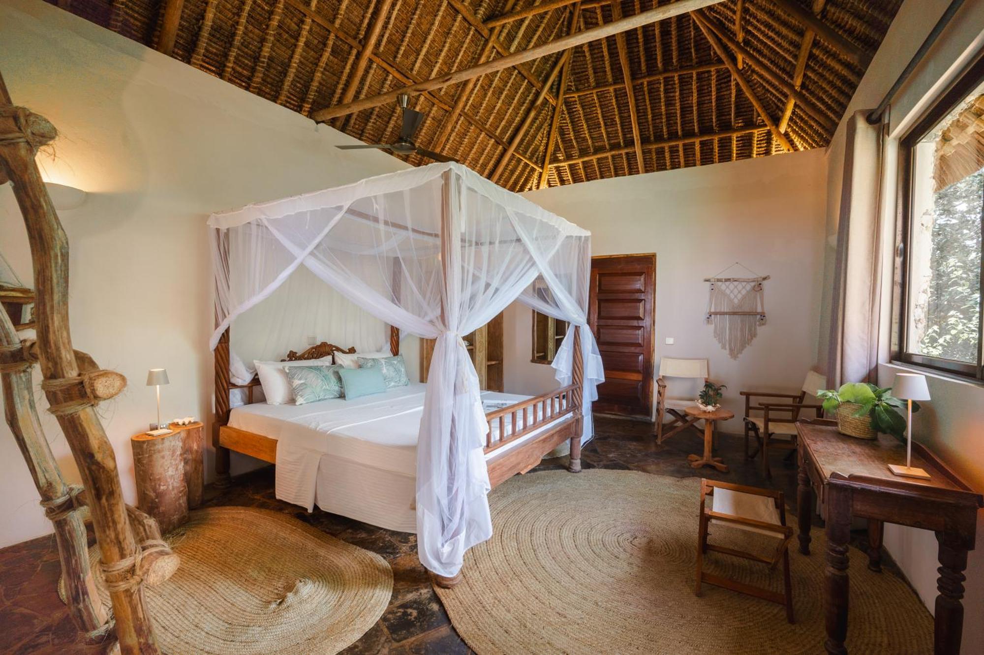 Mwazaro Beach Lodge Шимони Номер фото